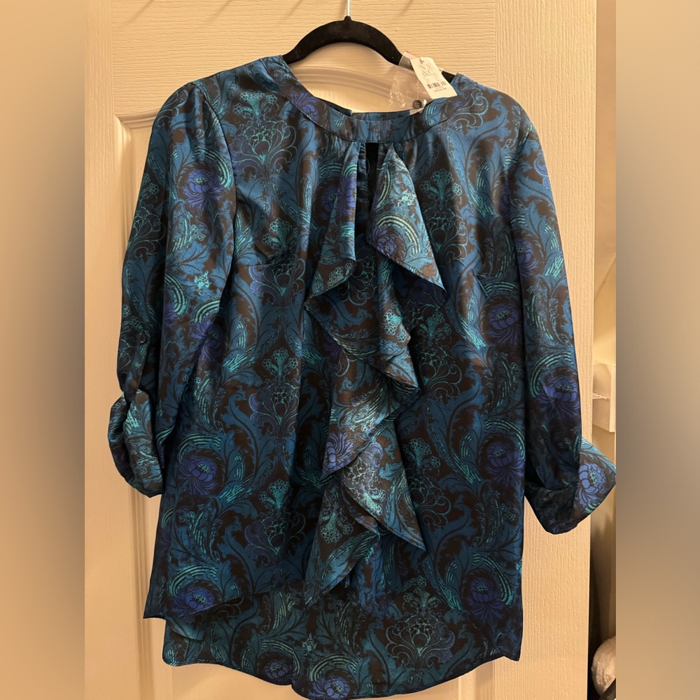 Women’s Paisley, blouse size medium